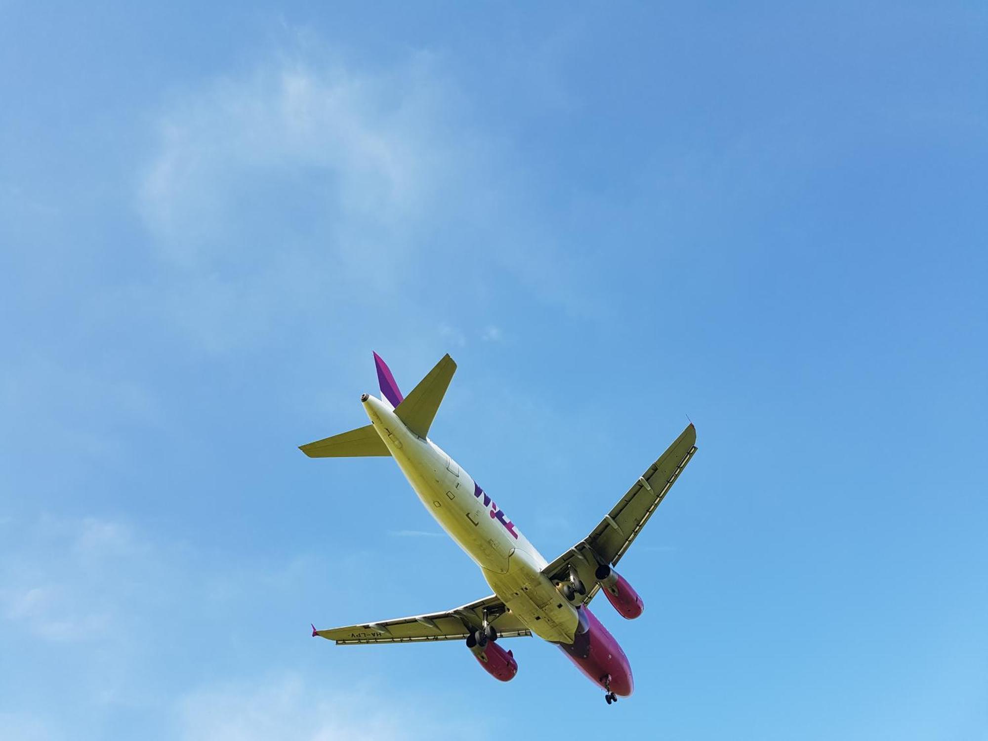 Airport Residence 3 Otopeni Ngoại thất bức ảnh