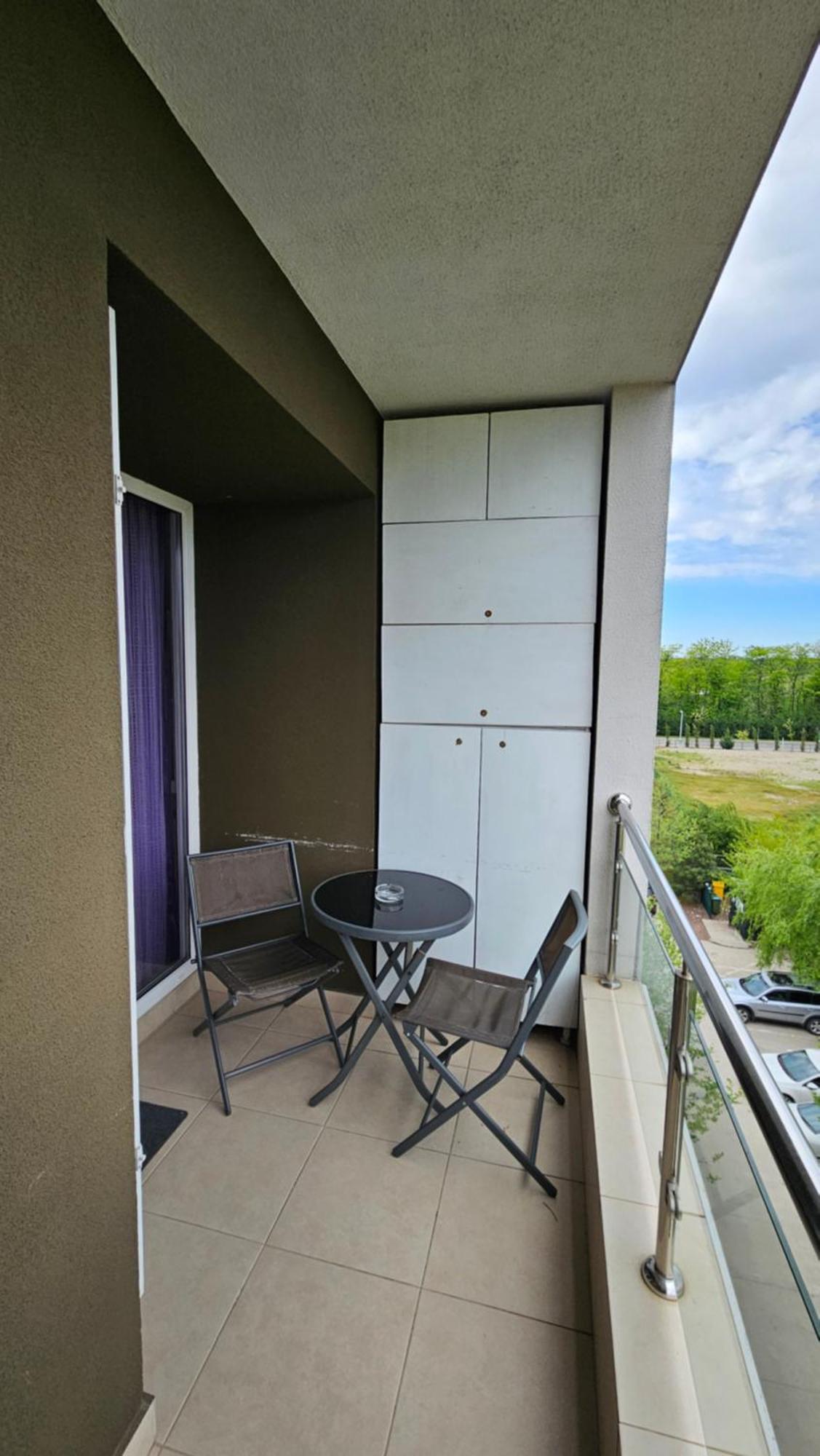 Airport Residence 3 Otopeni Ngoại thất bức ảnh
