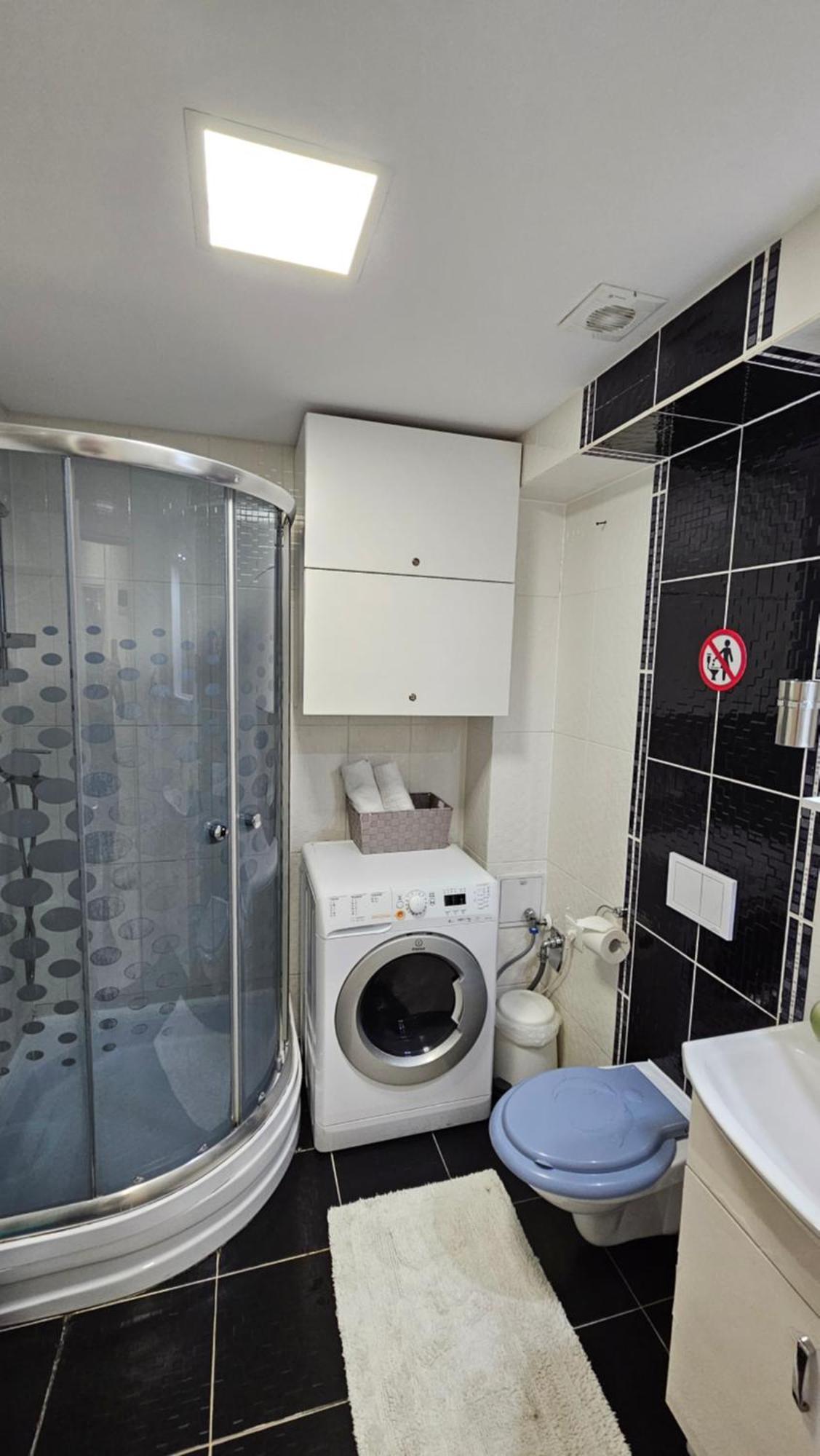 Airport Residence 3 Otopeni Ngoại thất bức ảnh