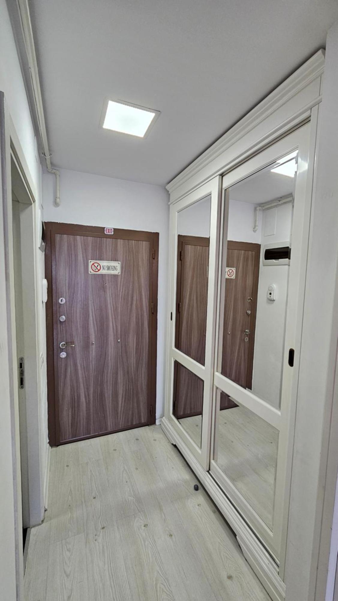 Airport Residence 3 Otopeni Ngoại thất bức ảnh